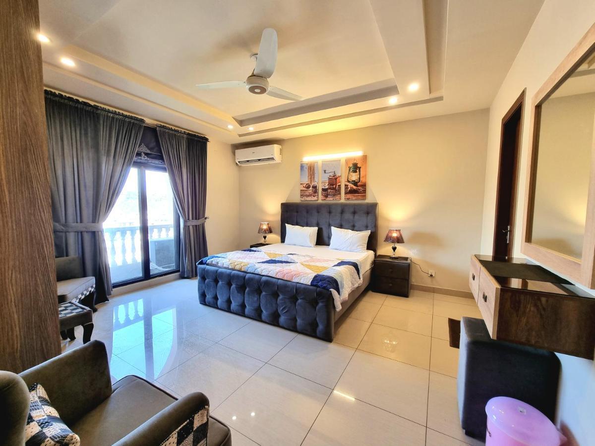 Executive 3 Bedrooms Apartment In Bahria Town Равалпинди Экстерьер фото
