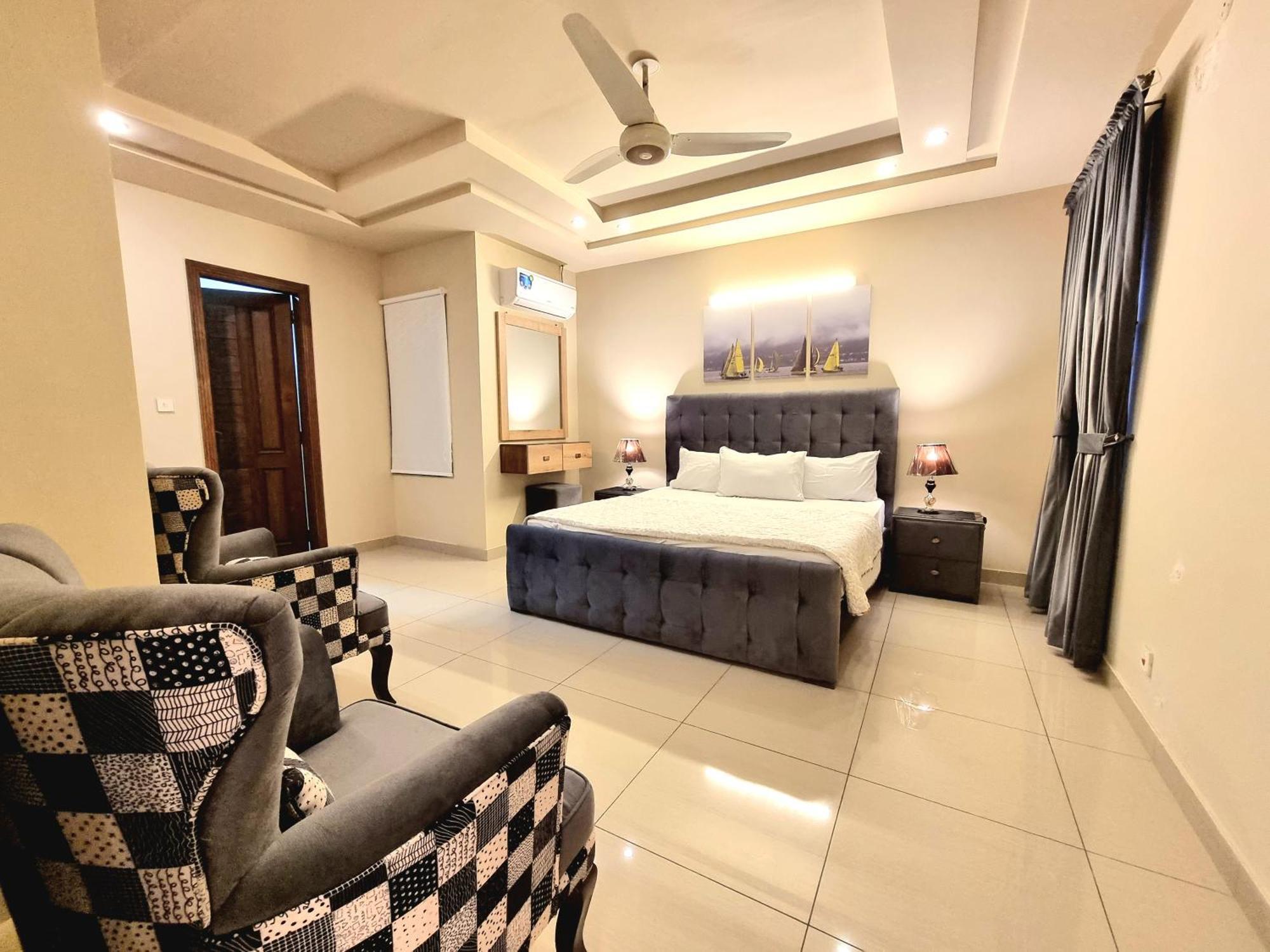 Executive 3 Bedrooms Apartment In Bahria Town Равалпинди Экстерьер фото